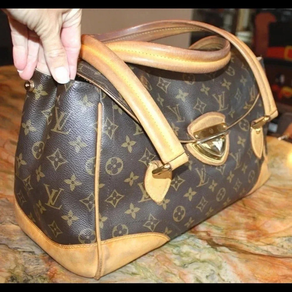 Louis Vuitton Beverly GM Shoulder Bag Monogram Pushlock - Picture 9 of 9